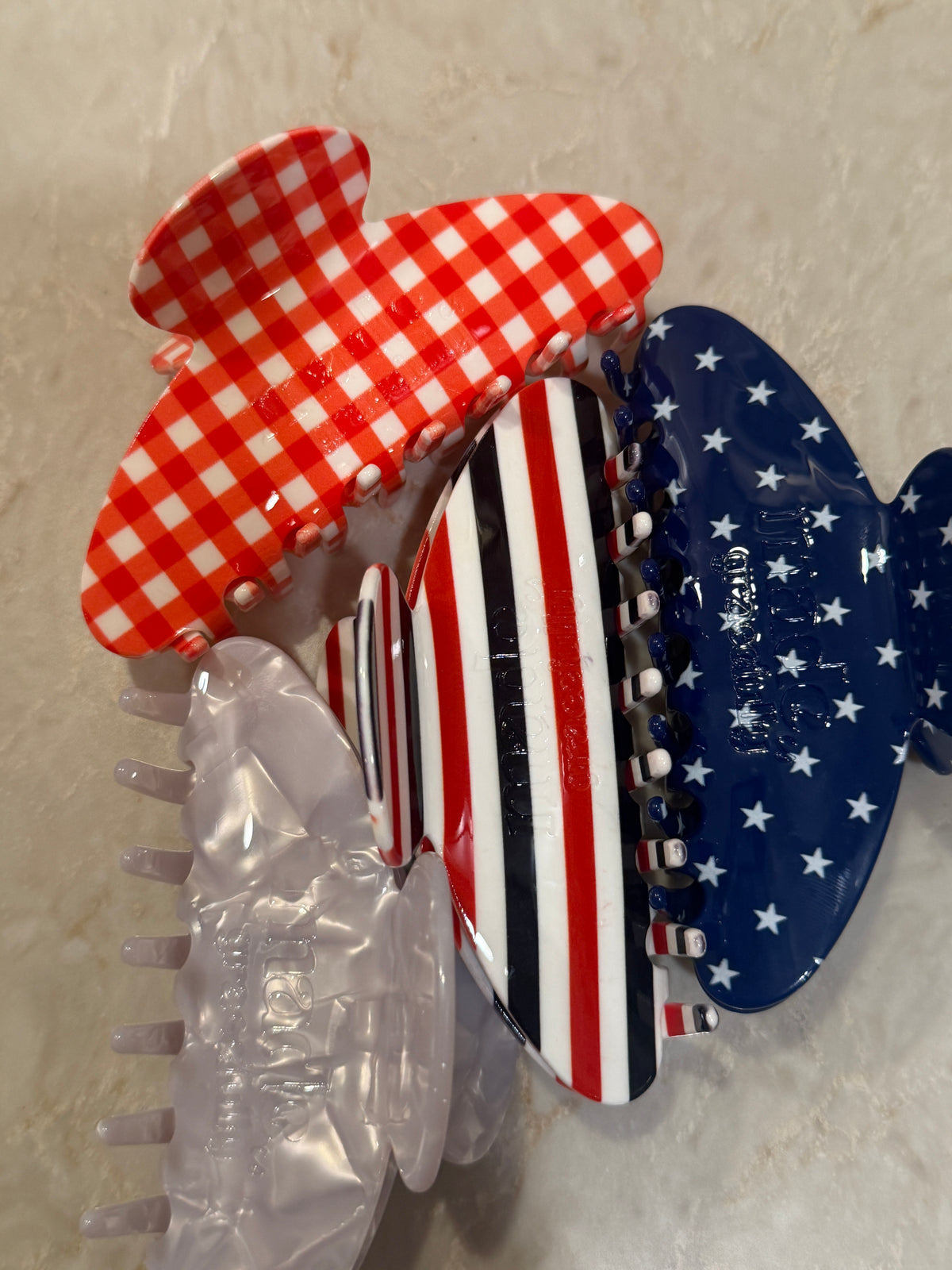 PARTY IN THE USA CLAW CLIPS