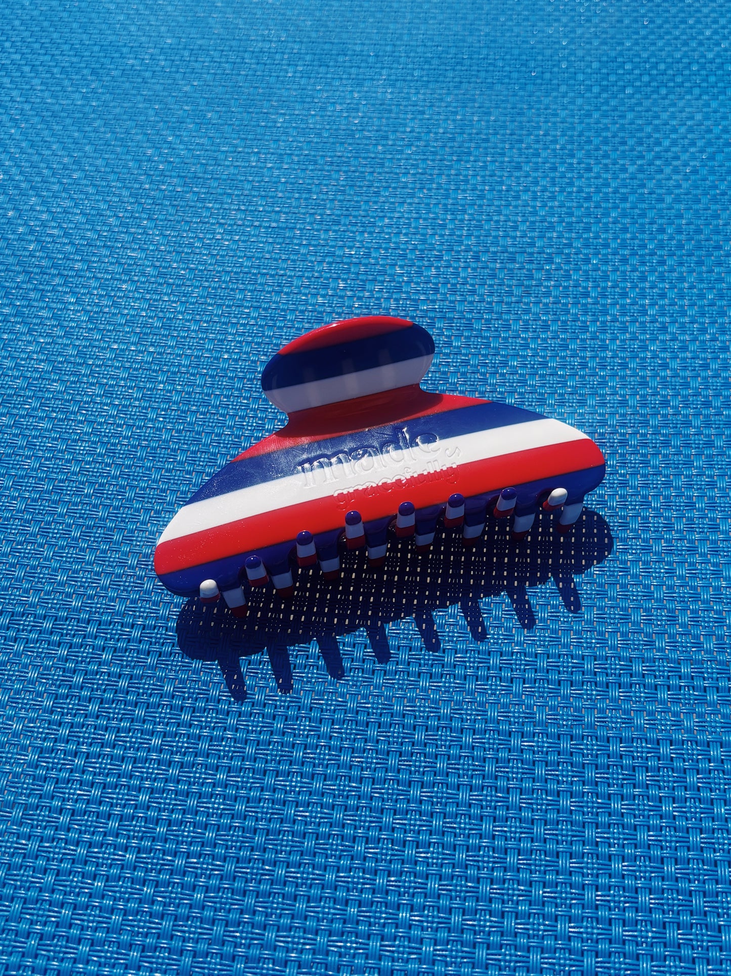AMERICANA CLAW CLIP