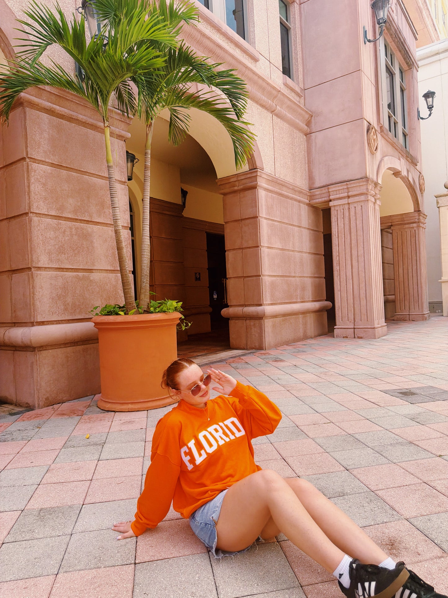 FLORIDA ORANGE KISS MOCK NECK