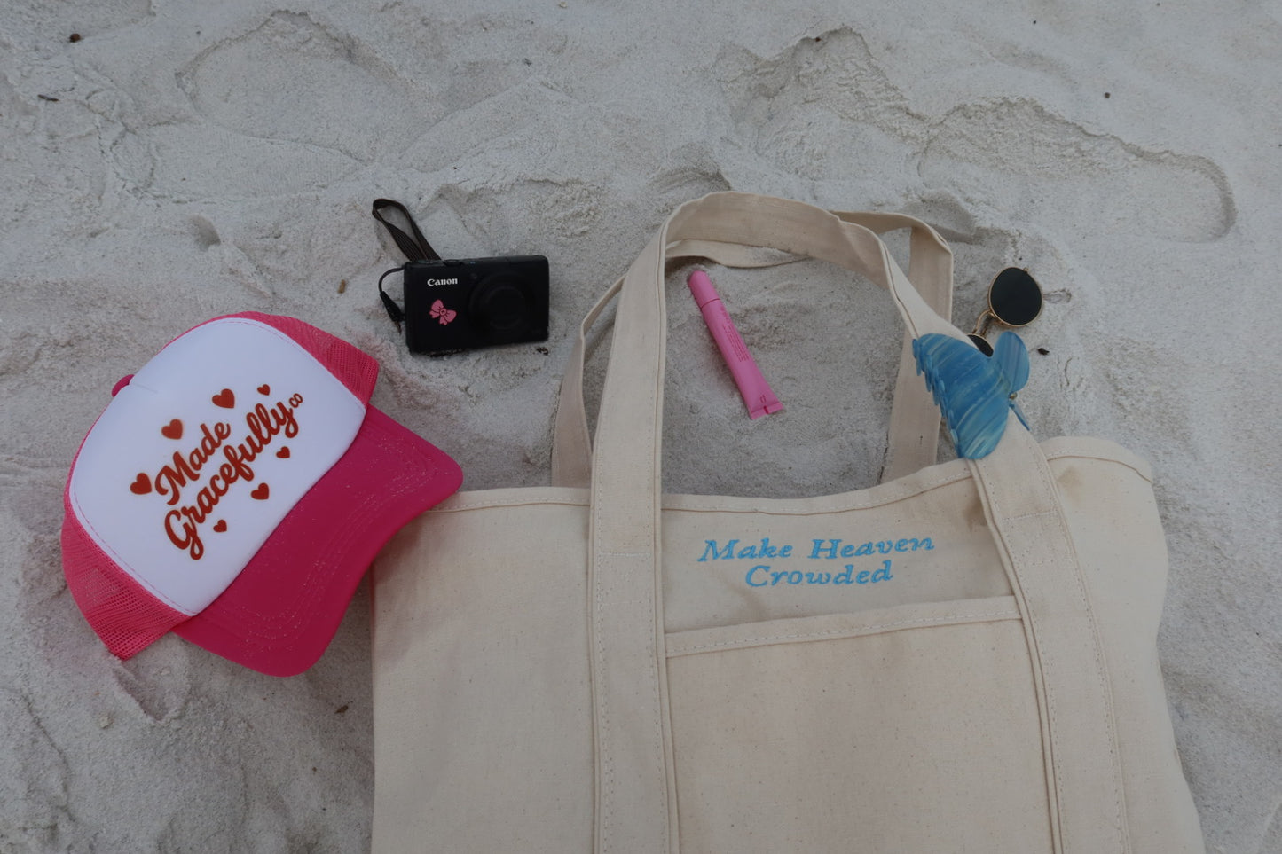 Embroidered boat tote-medium