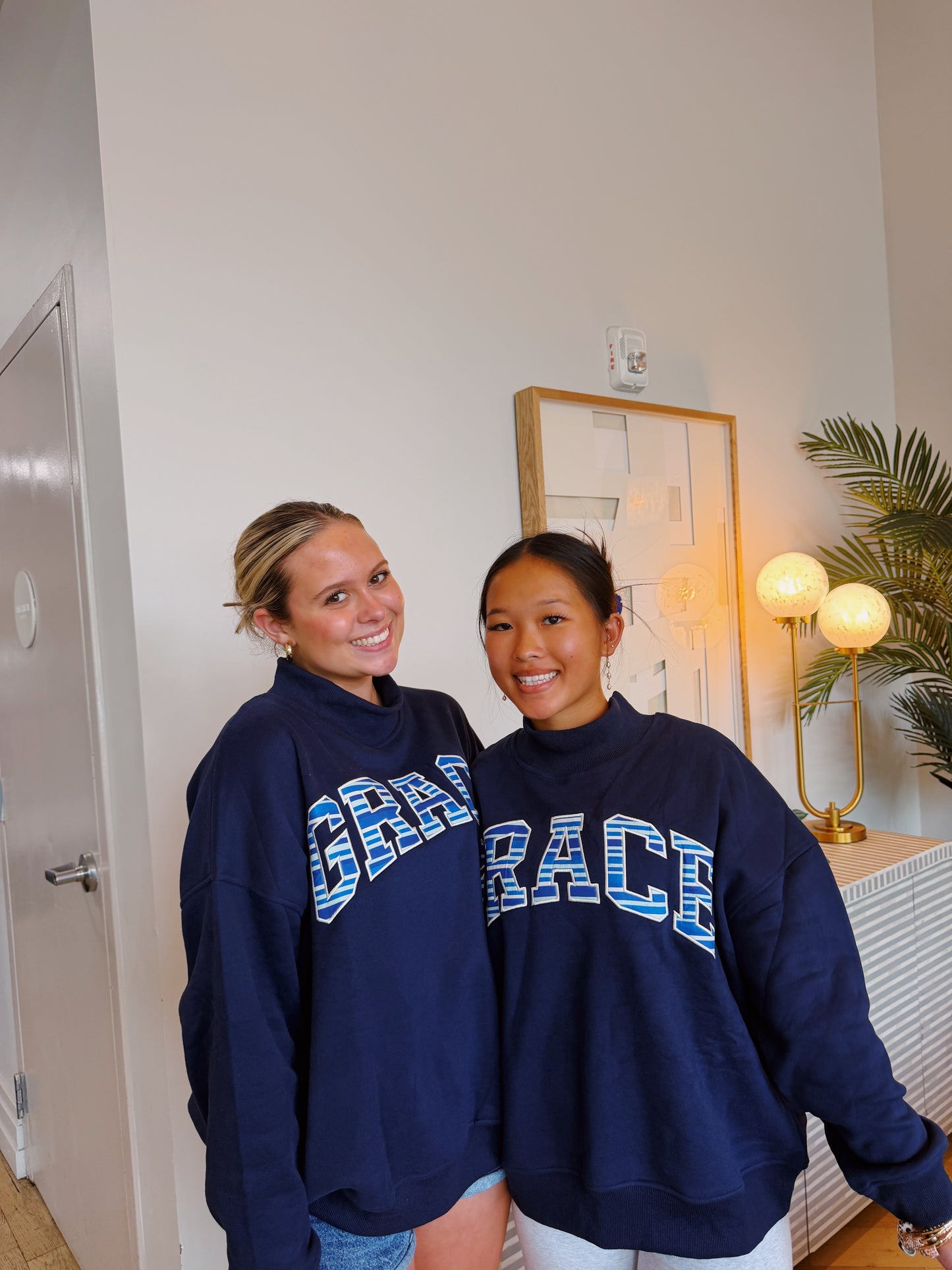 GRACE MOCKNECK