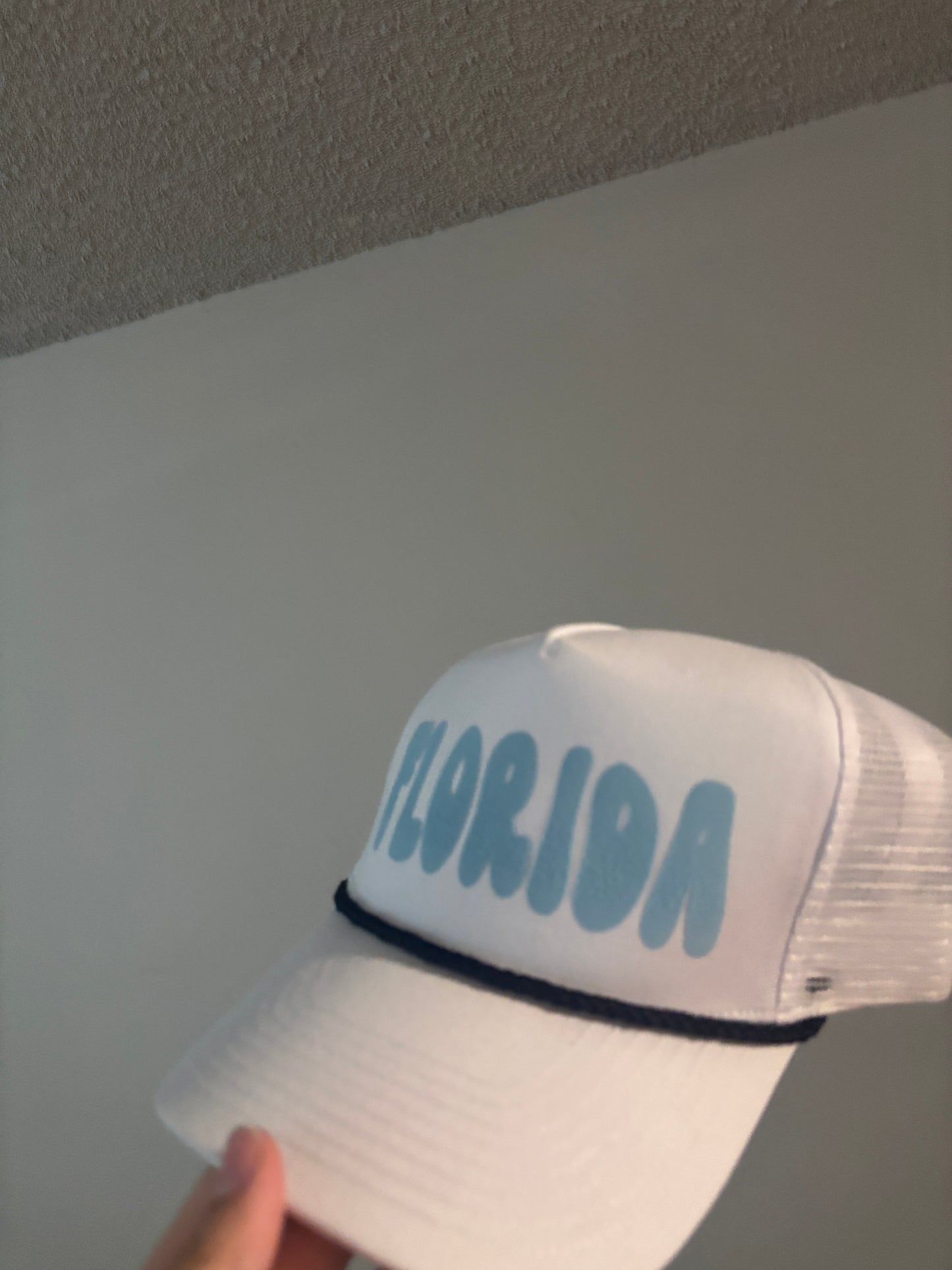 FLORIDA- WHITE AND BLUE COMBO HAT