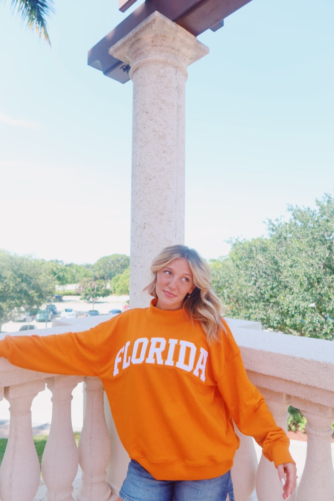 FLORIDA ORANGE KISS MOCK NECK