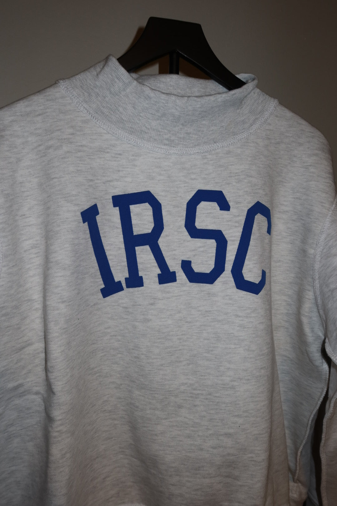 CUSTOM PUFF PRINT MOCK NECK
