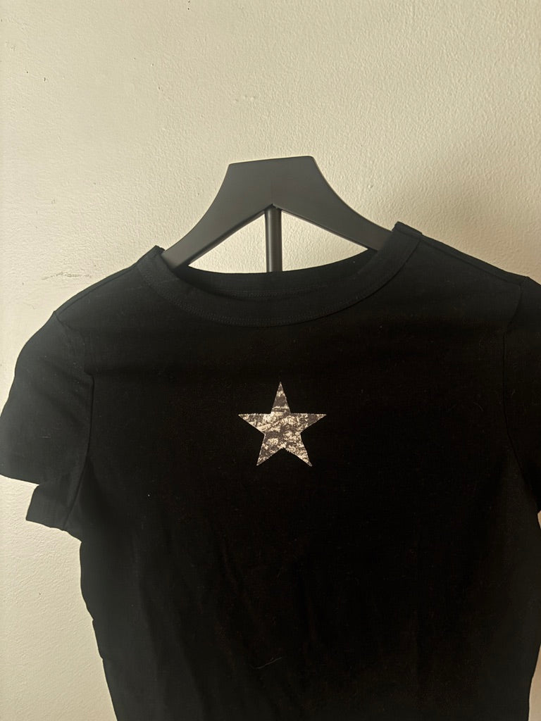 CAMO STAR BABY TEE S/M