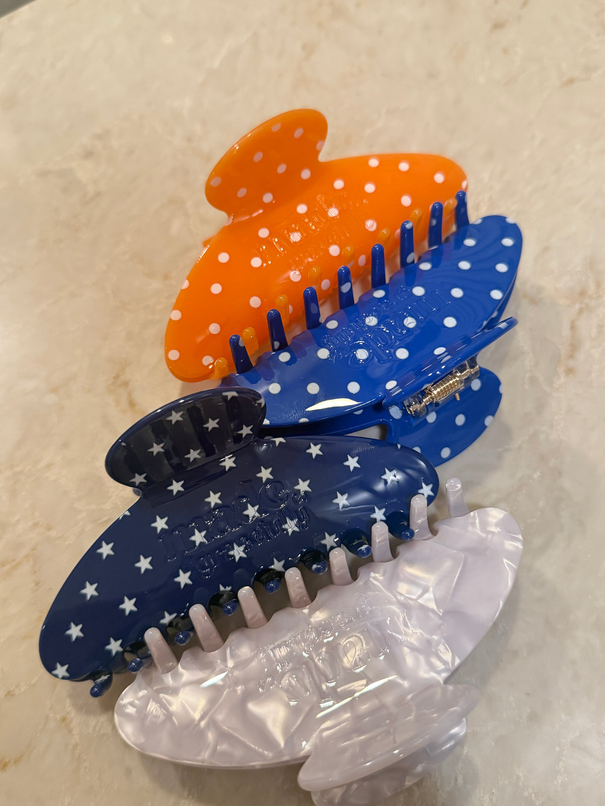 CLAW CLIPS