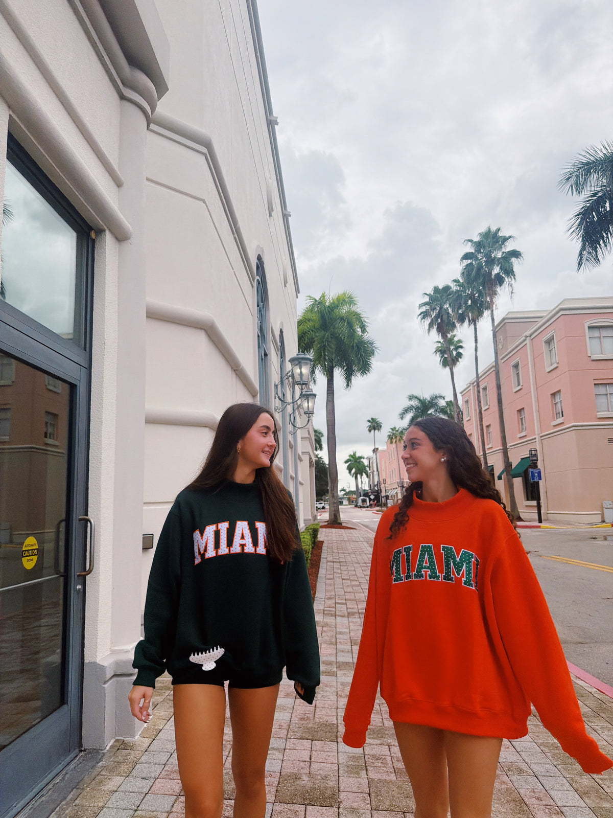 MIAMI- PINE WITH ORANGE KISS POLKA