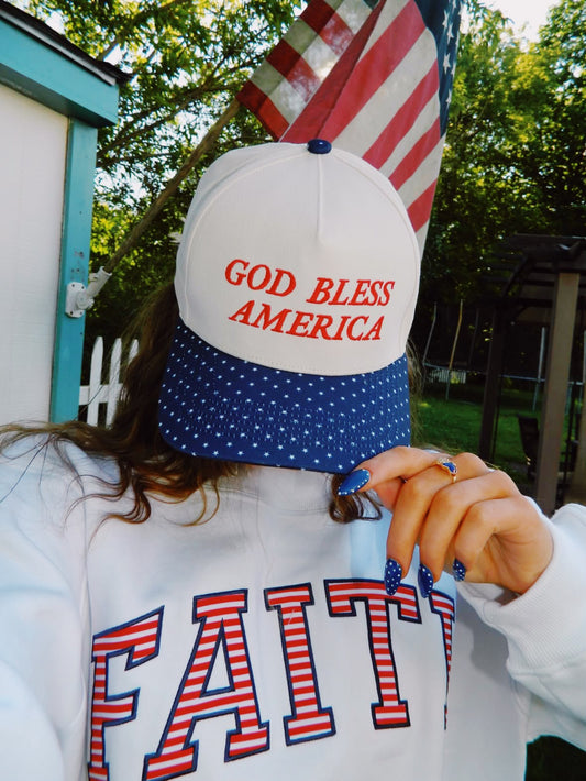 MYSTERY MOCK NECK AND EMBROIDERED HAT