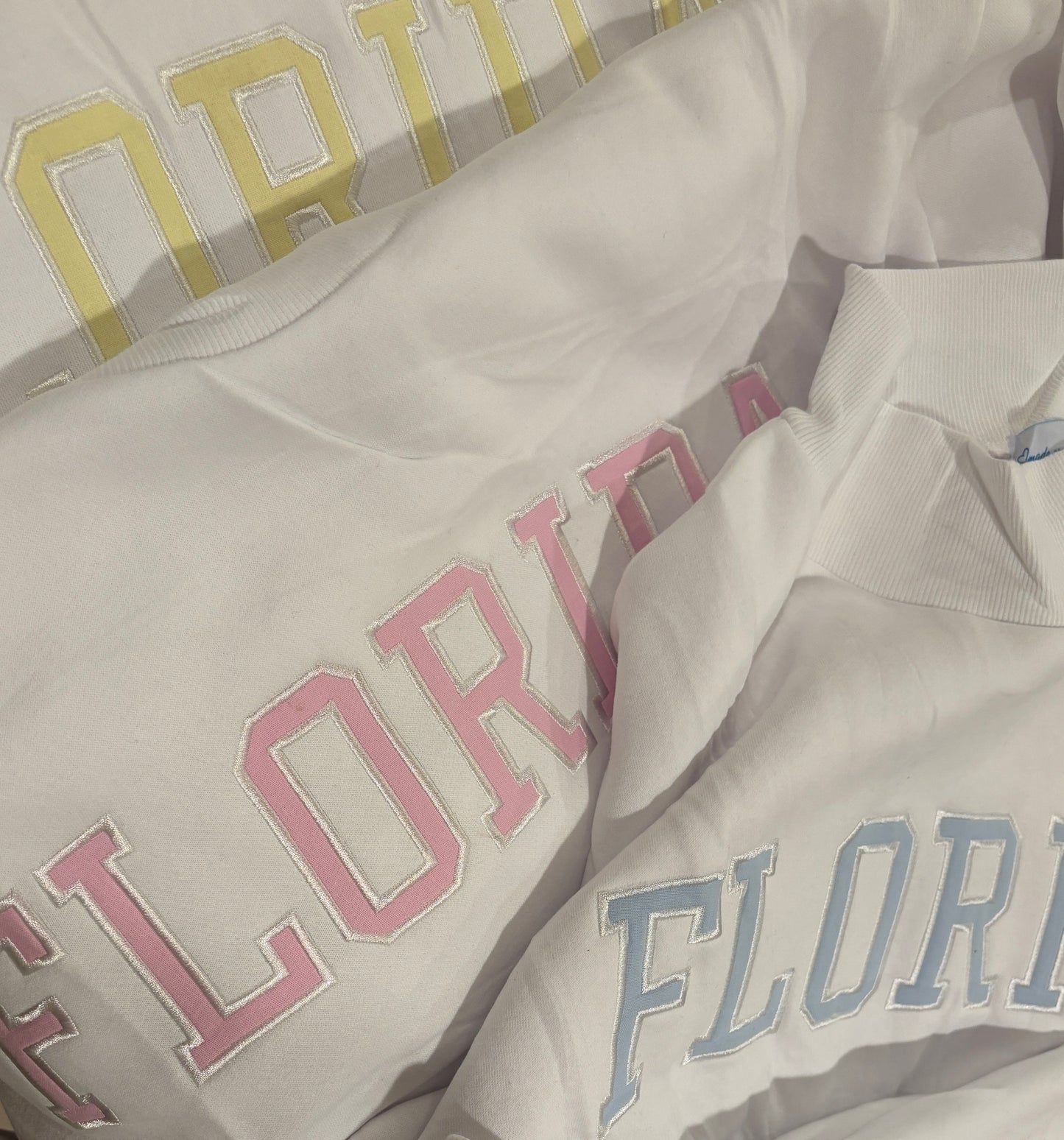 FLORIDA WHITE AND LIGHT BLUE MOCK NECK