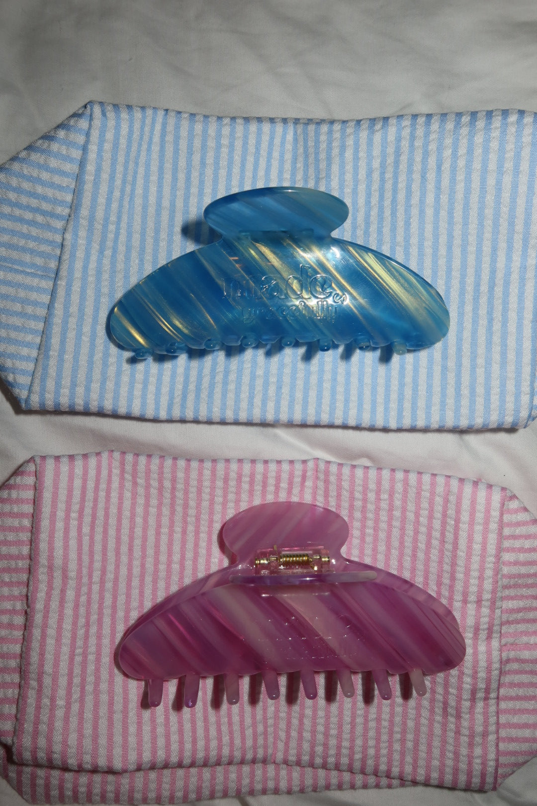 ENGRAVED CLAW CLIPS